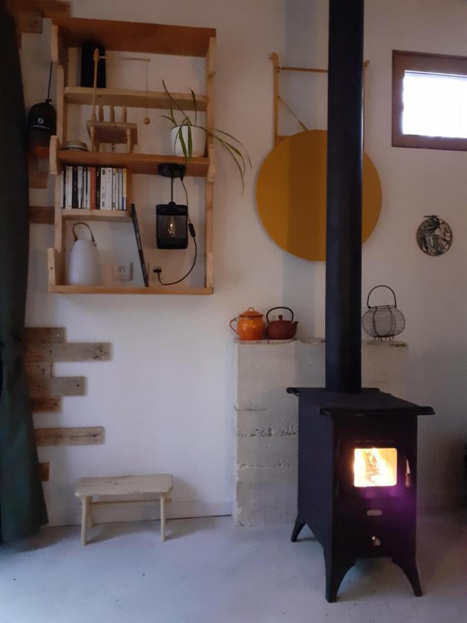 Le Gite De La Cabane De L'Oiseau Couze-et-Saint-Front Luaran gambar